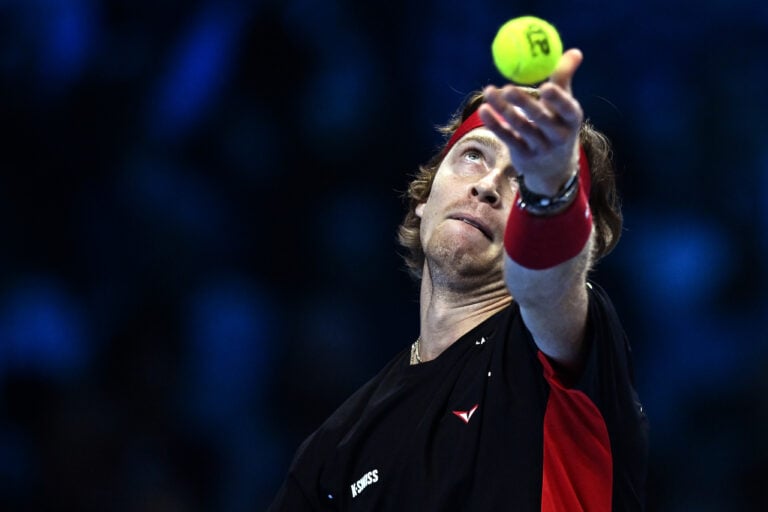 Pronostico Sakamoto-Rublev 9 Ottobre: Secondo Turno ATP Shanghai 2026