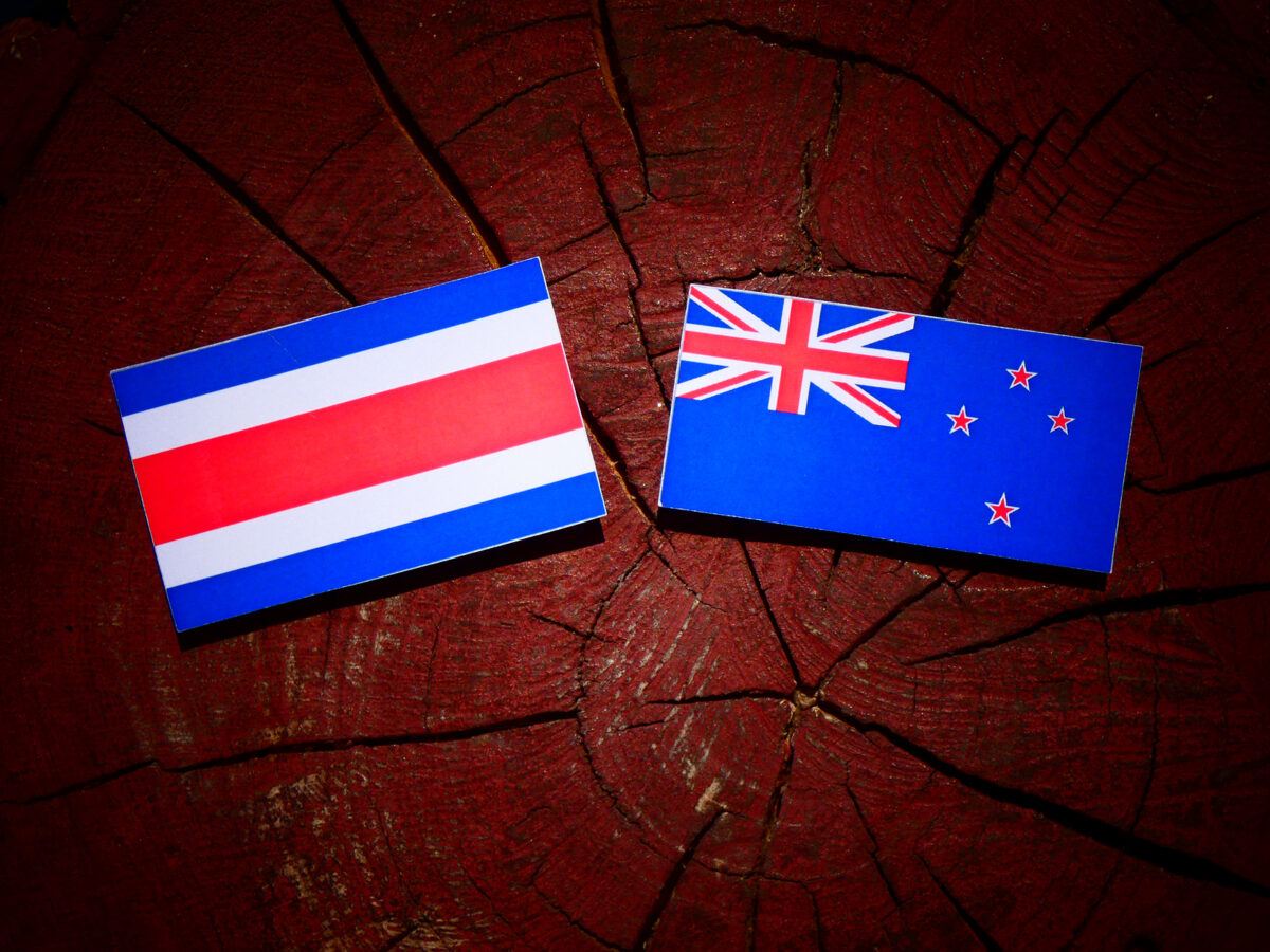 Bandiere Costa Rica e Nuova Zelanda