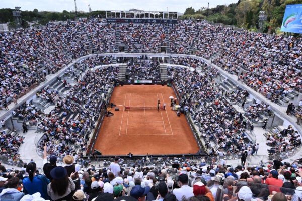 Adrian Mannarino stabilisce il record di 76 vittorie sull’erba nell’Era Open