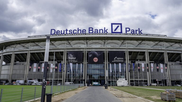 Pronostico Eintracht Francoforte-Friburgo 19 settembre 2026: 4ª Giornata di Bundesliga