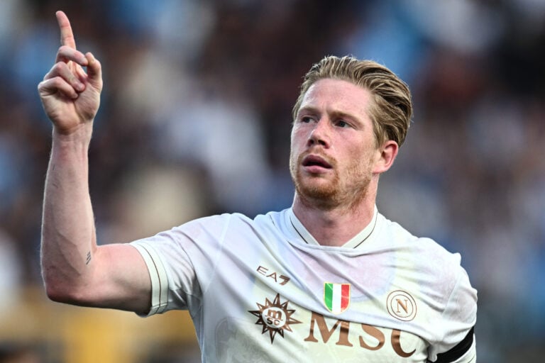 De Bruyne e il Napoli: il club avrebbe un’opzione per prolungare il contratto, ma il rinnovo è in stand-by