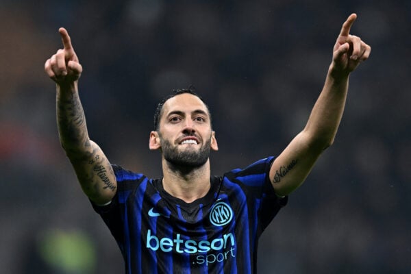 Inter, Chivu recupera i cinque titolari per il Brugge: Calhanoglu ok, Spence in crescita