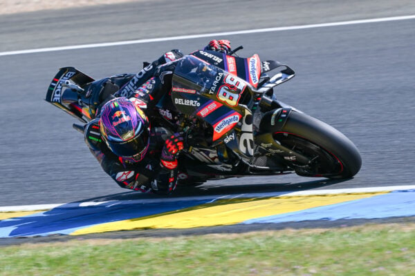 MotoGP Silverstone, Martin domina la Sprint: tripletta Aprilia con Ogura e Bezzecchi sul podio
