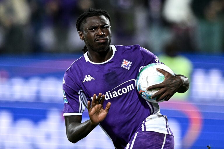 Kean spinge per il Como: seconda offerta da 40 milioni e rifiuto dell’allenamento