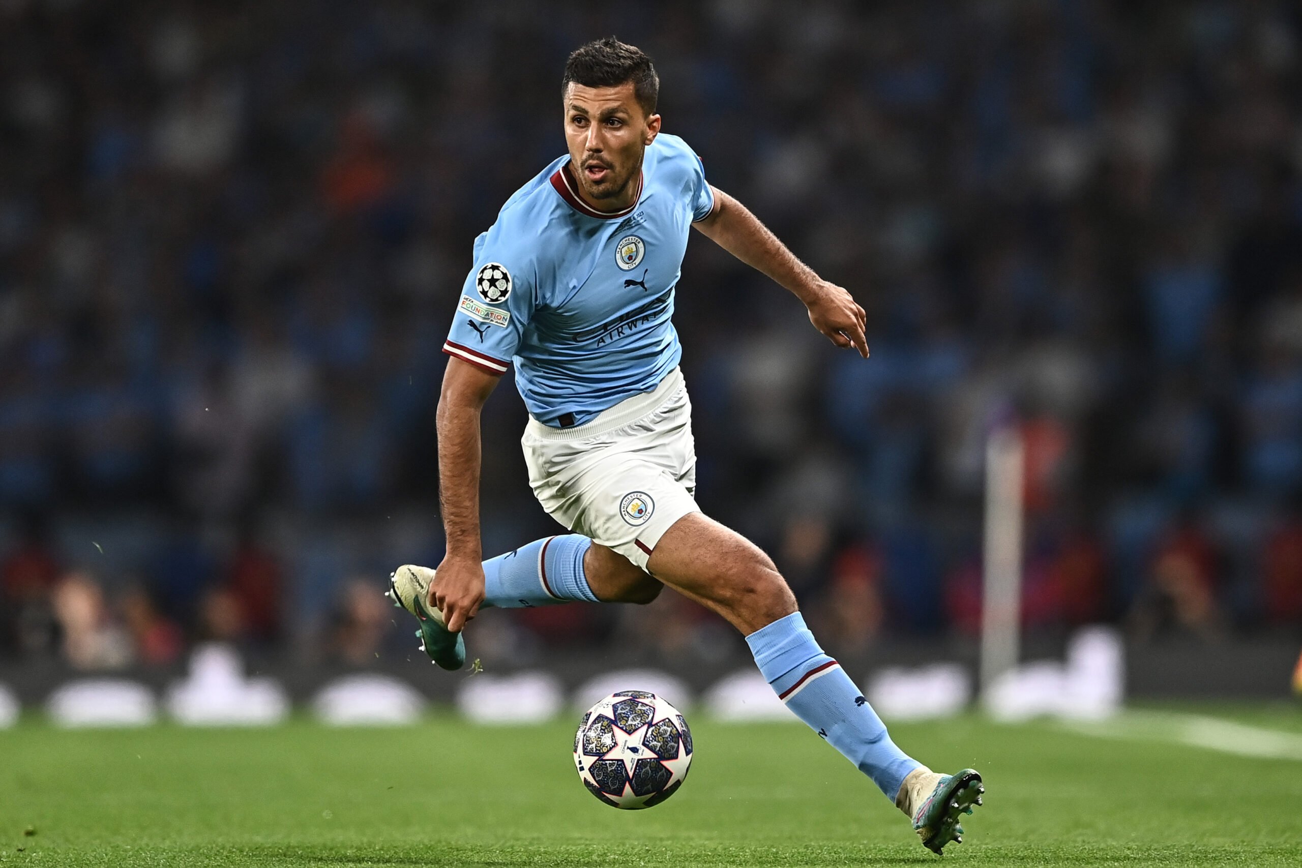 Manchester City travolge il Chelsea 3-0: Guardiola mette pressione all’Arsenal