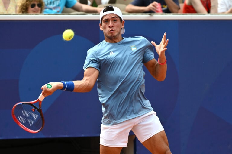Pronostico Baez-Brooksby 23 Settembre: Primo Turno ATP Chengdu 2026
