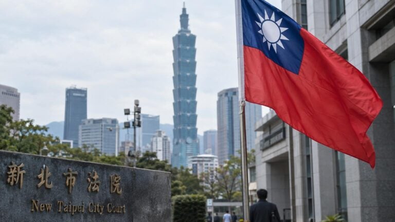 Taiwan blocca Coinbase e Kalshi: stretta sui mercati di previsione per le scommesse elettorali